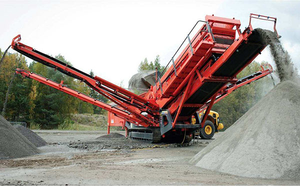 移動(dòng)式破碎機(jī) 移動(dòng)式破碎機(jī)